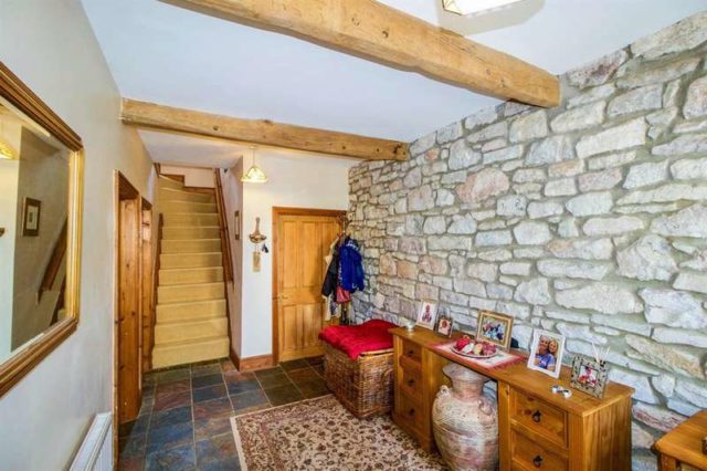  Image of 3 bedroom Cottage for sale in Newton Nottage Road Porthcawl CF36 at Porthcawl  Porthcawl, CF36 5PF